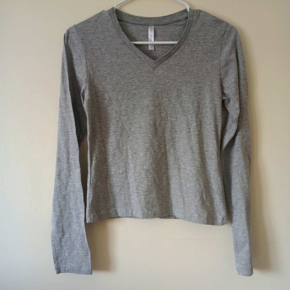 Icon Apparel Juniors Large Long Sleeve Shirt